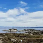 Seaside Home, Great For Fishing & Hiking Apartmán Hellesoyni